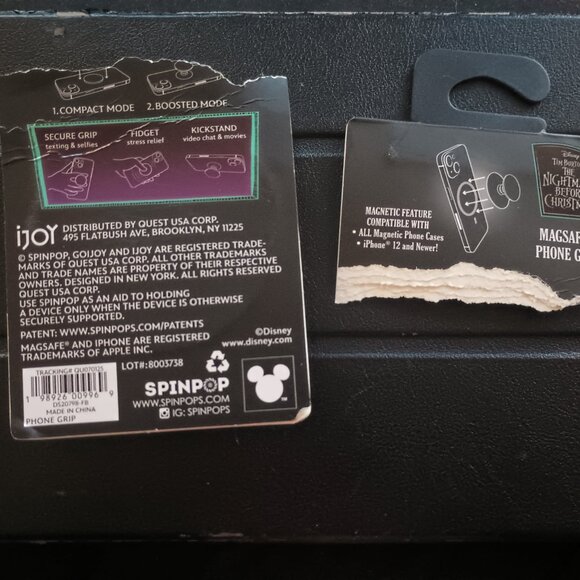 Spinpop Black/Gold Nightmare Before Christmas Magnetic Pop Socket - Picture 4 of 6